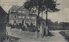 Hier geht es zur Karte mit dem Motiv 'Das große Haus an der steilen Straße nach Buch'