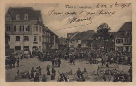 Hier geht es zur Karte mit dem Motiv 'Markt entlang der Straßen am Marktplatz'