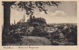 Hier geht es zur Karte mit dem Motiv 'Burg von oberhalb des Hohlwegs'