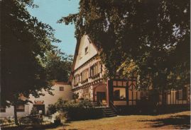 Hier geht es zur Karte mit dem Motiv 'Sommertag am Jagdschloss Pleizenhausen'