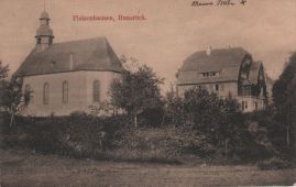 Hier geht es zur Karte mit dem Motiv 'Ein villenartiges Haus und die Kirche'
