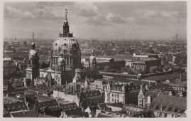 Hier geht es zur Karte mit dem Motiv 'Blick vom Rathausturm zum Berliner Dom'