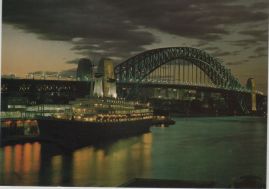 Hier geht es zur Karte mit dem Motiv 'Dämmerung im Hafen von Sydney'