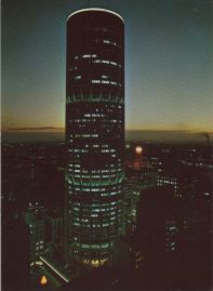 Hier geht es zur Karte mit dem Motiv 'Australia Square Tower am Abend'