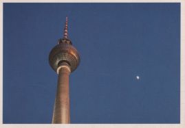 Hier geht es zur Karte mit dem Motiv 'Fernsehturm in Blauer Stunde'