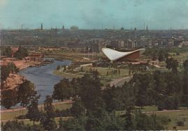 Hier geht es zur Karte mit dem Motiv 'Kongresshalle und Spree von oben' Hier geht es zur Karte mit dem Motiv 'Kongresshalle und Spree von oben'