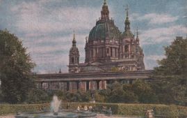 Hier geht es zur Karte mit dem Motiv 'Grünanlage am Berliner Dom'
