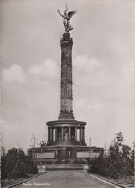 Hier geht es zur Karte mit dem Motiv 'Blick von einer Straße zur Siegessäule' Hier geht es zur Karte mit dem Motiv 'Blick von einer Straße zur Siegessäule'