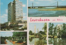 Hier geht es zur Karte mit dem Motiv 'Ein Park, eine Brücke und viel Wasser'