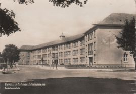 Hier geht es zur Karte mit dem Motiv 'Pestalozzischule in der Werneuchener Straße'