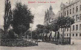 Hier geht es zur Karte mit dem Motiv 'Grünanlage am Alumnat'